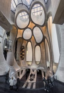 heatherwick-architecture-cultural-galleries-v-and-a-south-africa-interior_dezeen_2364_col_0-852x1242